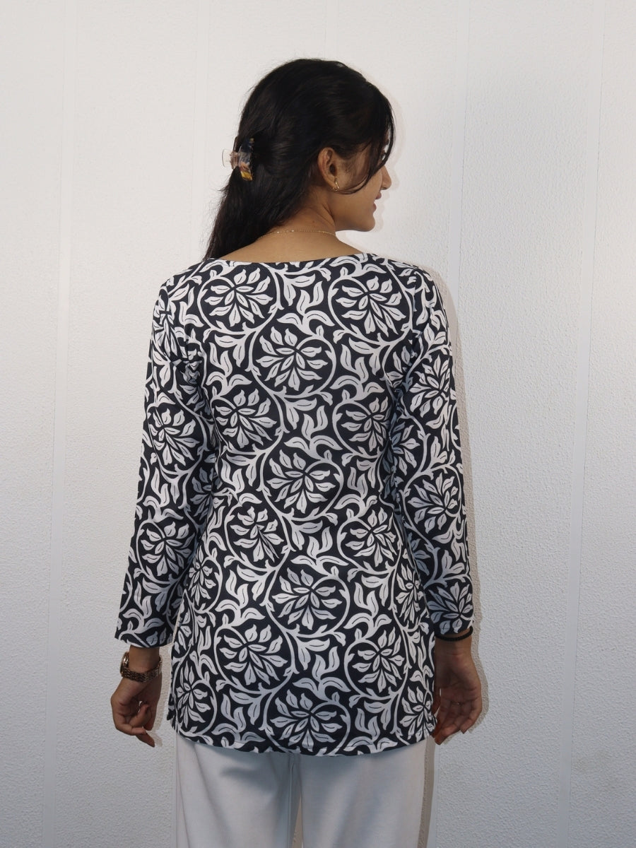 Elevate Your Style with the Aadhya V-Neck Short Kurti - Aanzri fashion