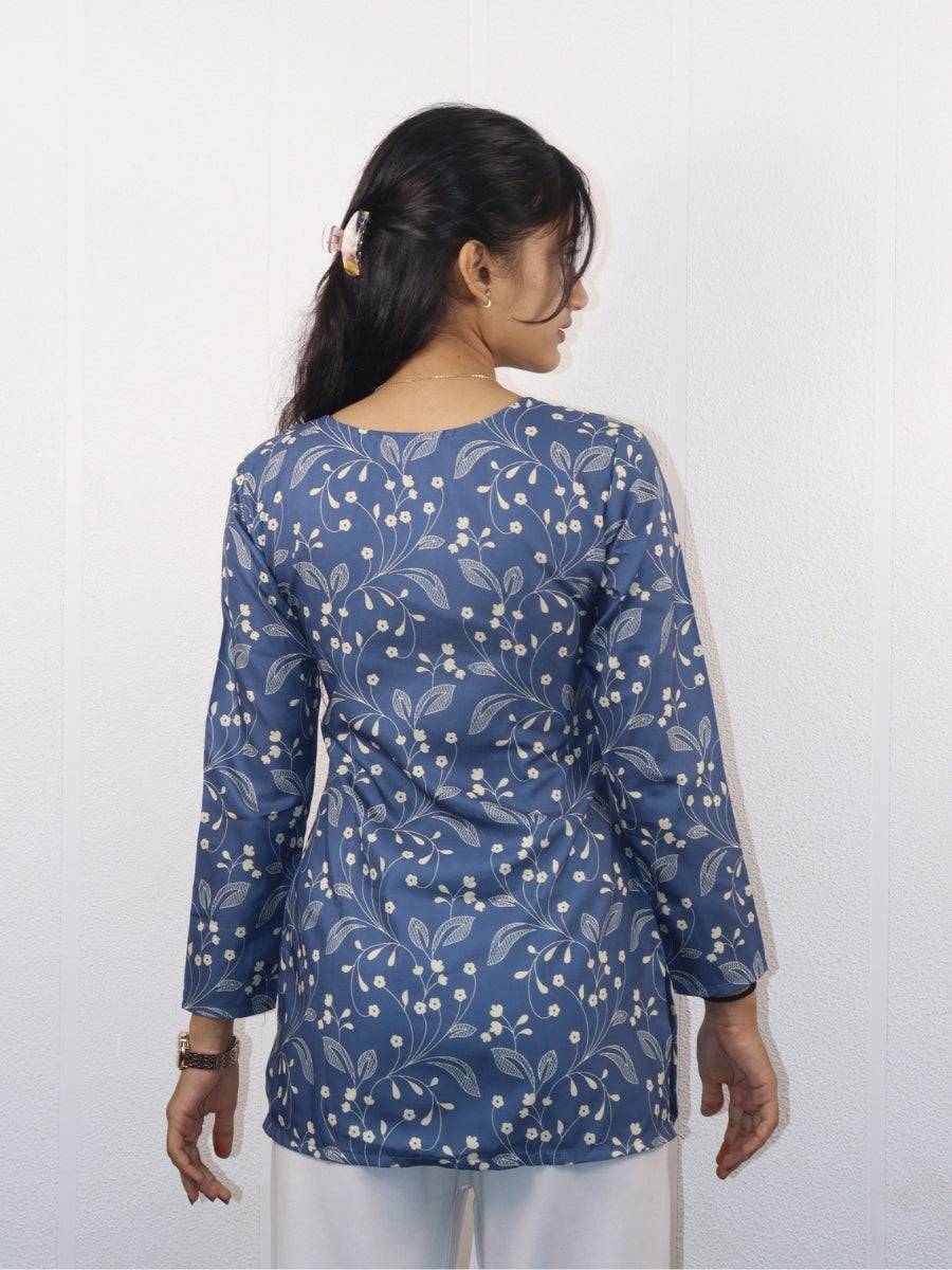 Raadhaa V-neck Full Sleeves Short Kurti