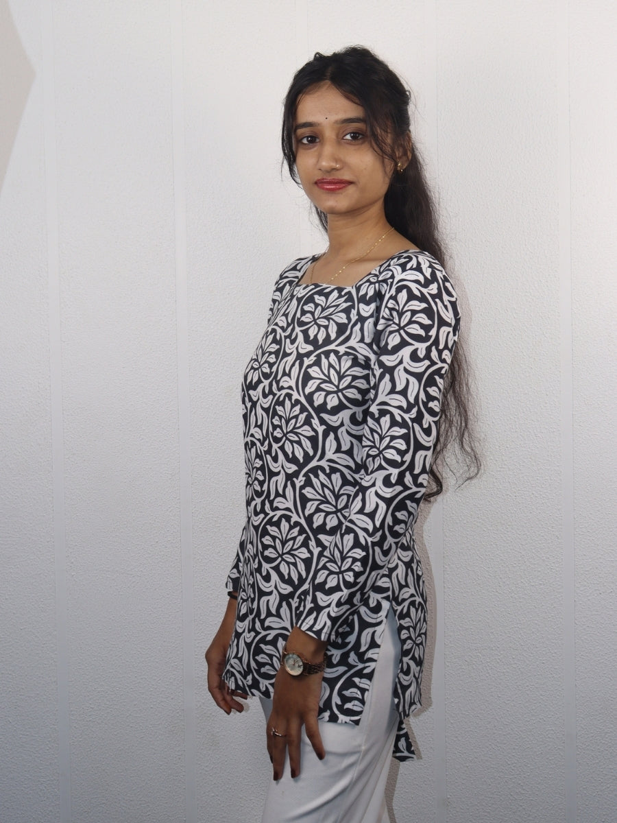 Elevate Your Style with the Aadhya Square Neck Floral Kurti - Where Comfort Meets Chic - Aanzri fashion